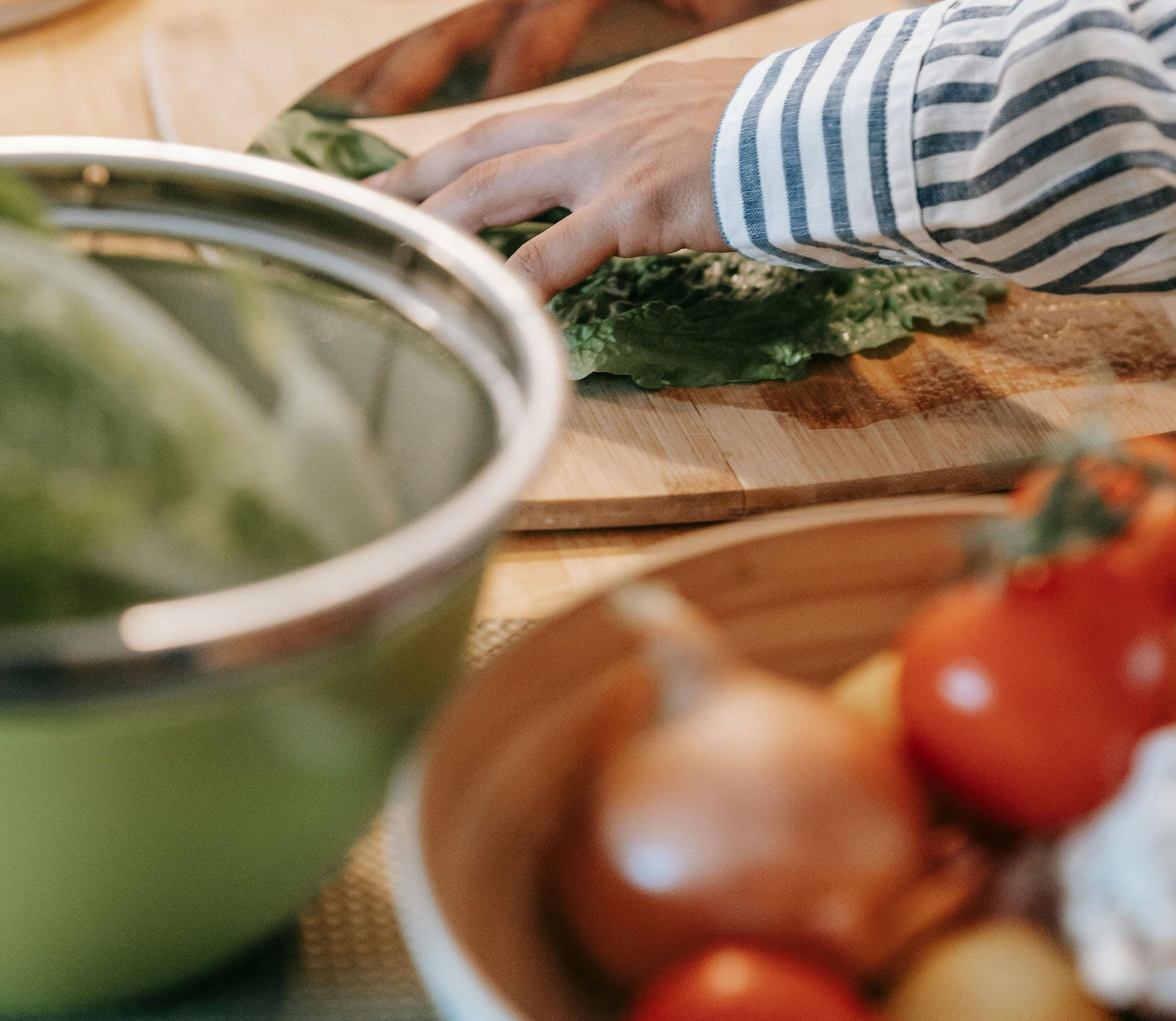 Cutting board with vegetables